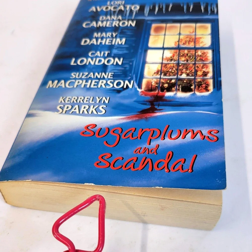 Avon Books Sugarplums and Scandal Holiday Romance Anthology Blue Paperback OS